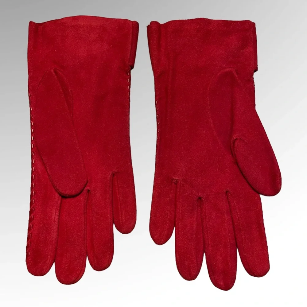 COACH RED Suede Gloves Silk Lined Size 8